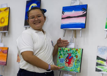 Arte sin barreras: reconocen el talento de participantes del XV Certamen de Artes Visuales Inclusivas
