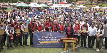 Presidente participa en la declaratoria de la zona norte de Huehuetenango libre de pisos de tierra