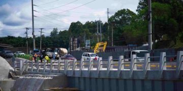 Covial realiza jornada de mantenimiento de puentes./Foto: CIV.