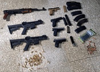 Un capturado y arsenal decomisado por caso de triple homicidio en Santa Rosa