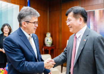 Ministro de Salud fortalece la cooperación con la República de China Taiwán. (Foto: MSPAS)