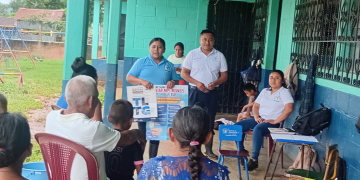 Equipos salubristas brindan atención médica a familias afectadas por las inundaciones en Alta Verapaz. (Foto: MSPAS)