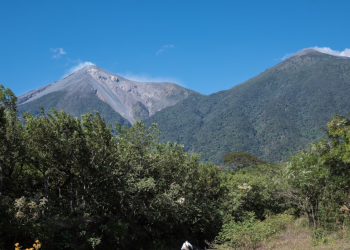 Normativo rige las actividades permitidas y prohibidas en las zonas de veda de los volcanes del país. (Foto: Conap)