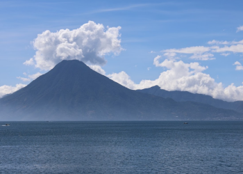 Normativo prohíbe asentamientos, contaminación, cacería y alcohol en zonas de veda de volcanes. (Foto: Conap)