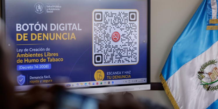 Ministerio de Salud lanza Botón Digital de Denuncias por consumo de tabaco. (Foto: Gilbert García)