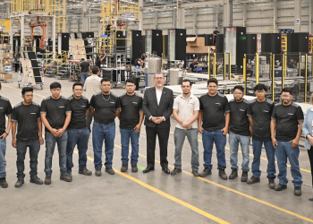 Presidente Arévalo reconoce la confianza de Fogel en invertir en Guatemala. (Foto: Álvaro Interiano)