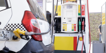 Combustible E10 estará disponible en la bomba de gasolina regular a partir del 22 de agosto. (Foto: archivo)