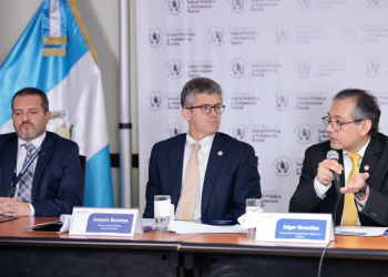 Plataforma de Trámites del MSPAS ha registrado más de 70 mil usuarios. (Foto: Analí Camey)