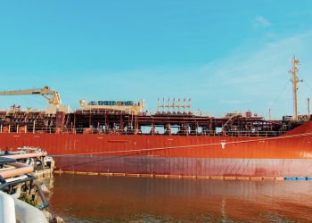 Puerto Santo Tomás de Castilla recibió el primer buque con etanol. (Foto: Empornac)