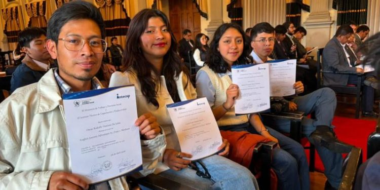 Mintrab gradúa a 99 jóvenes con el programa de Escuelas Taller./Foto: Mintrab.