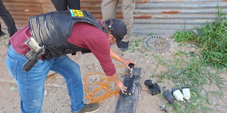Las autoridades señalaron que la desinstalación de estas cámaras forma parte de las acciones permanentes que desarrolla la institución para debilitar las capacidades operativas de las pandillas. / Foto: PNC