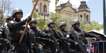 La PNC hizo un llamado a las familias guatemaltecas para asistir a esta celebración y acompañar el recorrido conmemorativo. / Fotos: SCSP Archivo
