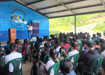 Fortalecen el idioma xinka en estudiantes de Yupiltepeque./Foto: MCD.