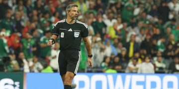 Eslovenia celebra el nombramiento de Slavko Vincic como árbitro de la final del Mundial