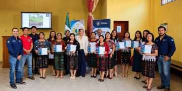 Entregan Plan de Acción Juvenil para fortalecer la prevención de la violencia. (Foto: UPCV)