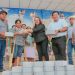 Entregan tubos y adoquines para fortalecer necesidades de la población en aldea Maraxcó, Chiquimula