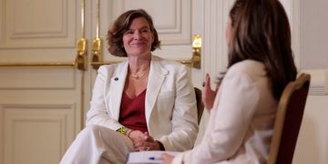 Economista Mariana Mazzucato destacó el compromiso del Gobierno para el crecimiento sostenido, inflación controlada y deuda pública baja