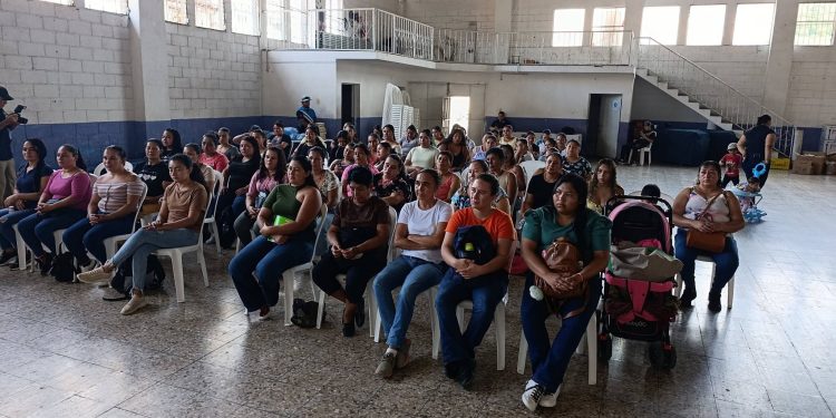 Inicia programa de Beca Productiva para fortalecer el emprendimiento de mujeres en Santa Rosa