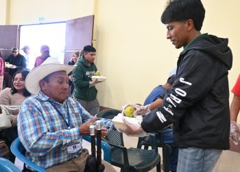 Comedores sociales en Cabricán y San Francisco La Unión, Quetzaltenango, brindan alimentos a familias vulnerables