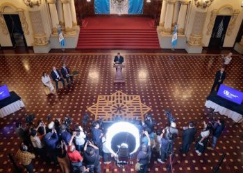 “Gobierno aplica una medida simple, responsable e inmediata, con apoyo social al costo de combustibles”, manifiesta el presidente Arévalo