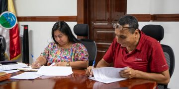 Impulsan proyectos de educación, infraestructura vial y agua potable en Santa Catalina La Tinta