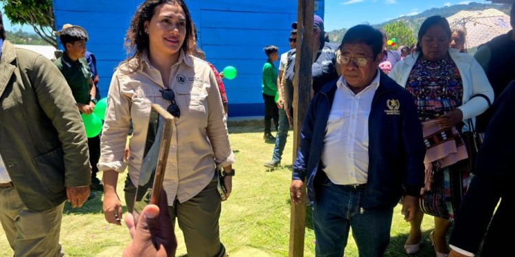 Caserío Chuen, Huehuetenango, es reconocido como comunidad ejemplar de Mano a Mano