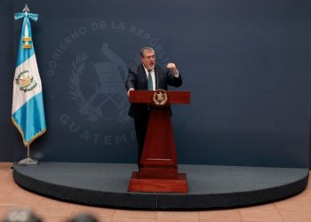 Presidente Arévalo felicita a Keiko Fujimori por su victoria en las elecciones de Perú
