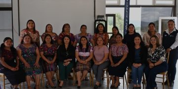 Fortalecen capacidades institucionales en favor de las mujeres de Quetzaltenango