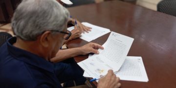 Firman convenio para el mejoramiento de calle en aldea San Antonio, Teculután