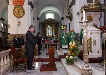Presidente y la vicepresidenta participan en la eucaristía presidida por el cardenal Pietro Parolín. / Fotos: Gilber García.