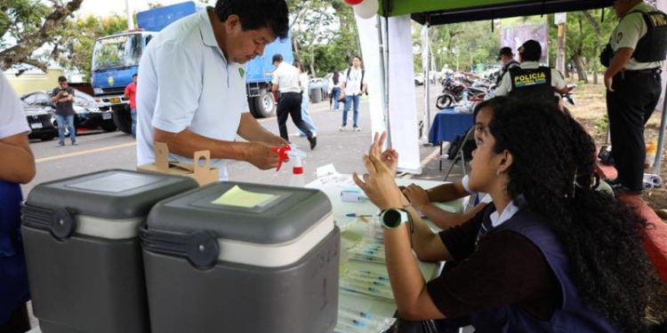 Ministerio de Salud brindó servicios de atención durante la feria de Jocotenango. (Foto: DCA)