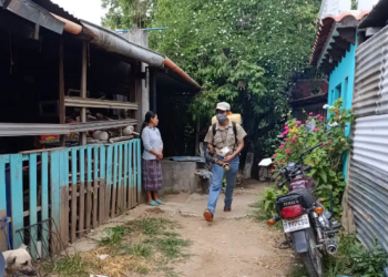Salud realiza acciones de nebulización para proteger contra el dengue a comunidades de San Pedro Sacatepéquez