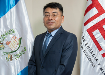 Asume Francisco Tzirin como viceministro encargado del Área Energética