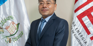 Asume Francisco Tzirin como viceministro encargado del Área Energética
