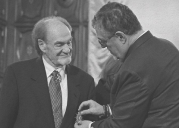 Presidente lamenta fallecimiento de Rodolfo Rohrmoser./Foto: Presidencia.