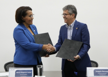 Suscriben convenio para fortalecer la atención de la diabetes e hipertensión./Foto: MSPAS.