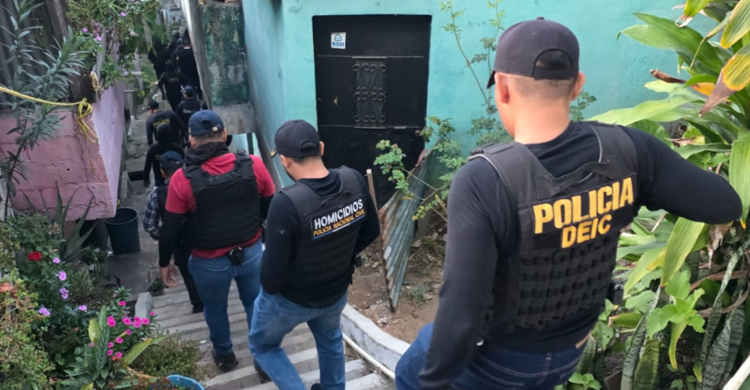 PNC desarrolla operativos de seguridad en Villa Nueva./Foto: PNC.