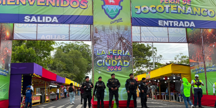 PNC mantiene presencia en la Feria de Jocotenango./Foto: PNC.