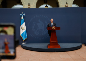 Presidente Bernardo Arévalo, en La Ronda.