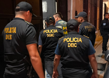 De acuerdo con la PNC, el detenido era requerido por un juzgado del departamento de Santa Rosa mediante una orden de aprehensión emitida el 6 de abril de 2022. / Foto: PNC