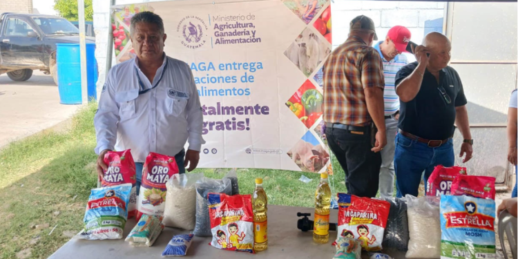 La asistencia alimentaria también permitió responder a familias afectadas por fenómenos climáticos. / Foto: MAGA