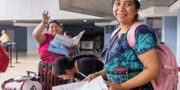 Programa de trabajo temporal en el extranjero facilita la migración legal y el empleo./Foto: Mintrab.