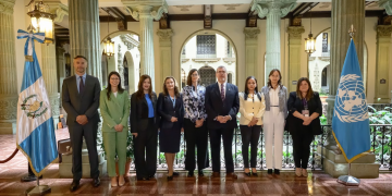 Presidente Bernardo Arévalo se reunió este martes con representantes del Grupo de Trabajo de las Naciones Unidas sobre Empresas y Derechos Humanos, / Foto: Álvaro Interiano