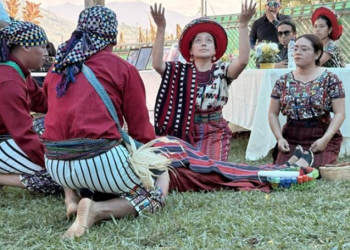 Promueven la salud con pertinencia cultural en Santiago Atitlán
