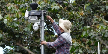 Insivumeh instala nueva estación para el monitoreo del volcán de Fuego