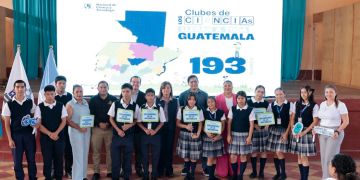 Clubes de Ciencias alcanzan 193 espacios con presencia en los 22 departamentos