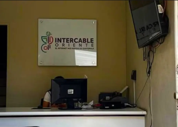 Unconsu realiza jornada de inspecciones a cableoperadoras en Chiquimula