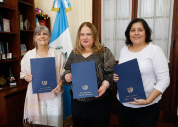 Mingob , Fundación Sobrevivientes y UNICEF suscribieron un convenio de cooperación interinstitucional. / Foto: Mingob