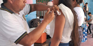 Salud impulsa vacunación y educación sobre VPH en estudiantes guatemaltecos