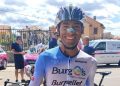 Sergio Chumil abandona La Vuelta a España tras sufrir una fuerte caída